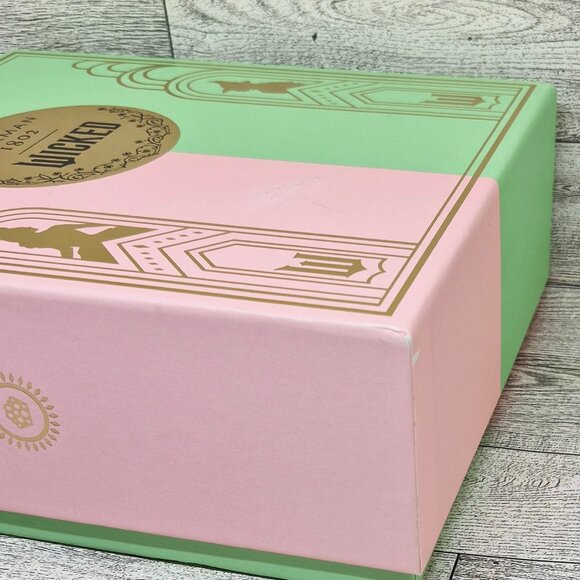 Beekman 1802 x Wicked Beautiful Body Care Gift Set GLINDA Limited Edition - Picture 6 of 12